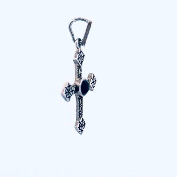 Vintage Sterling Silver 925 Marcasite Onyx Ornate Cross Pendant, 1.46g, No Chain - Picture 2 of 9